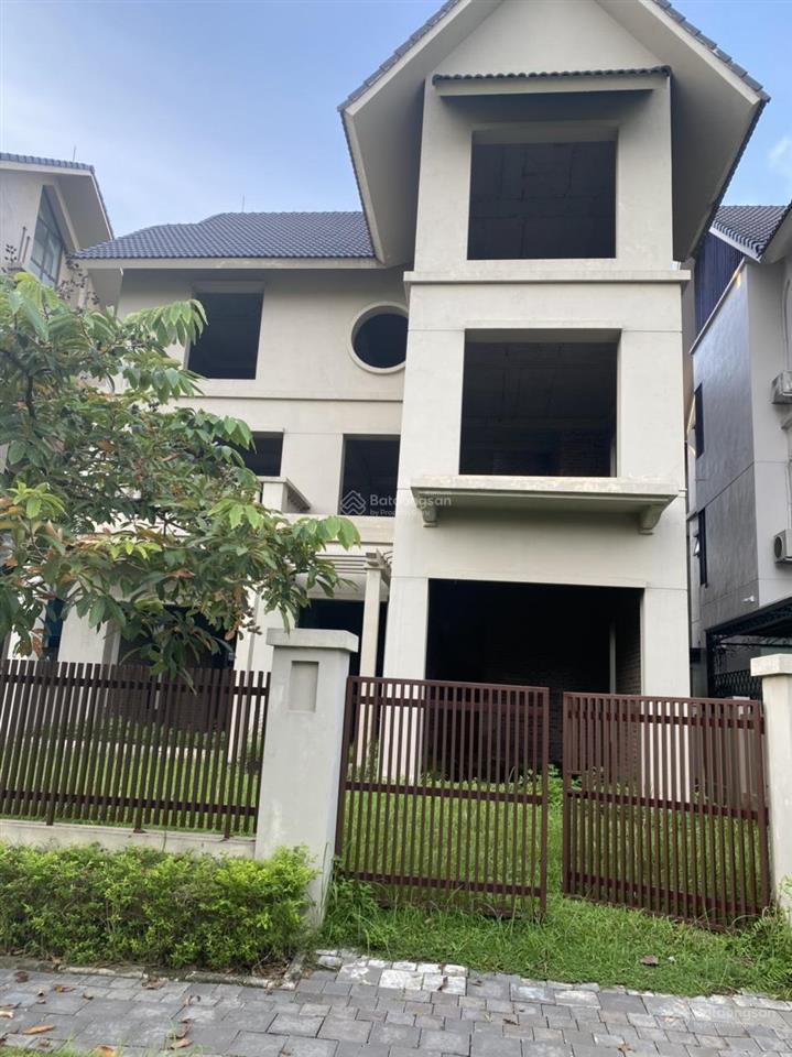 Bán nhà biệt thự hàng hiếm tại quốc oai, giá thỏa thuận, 300m2