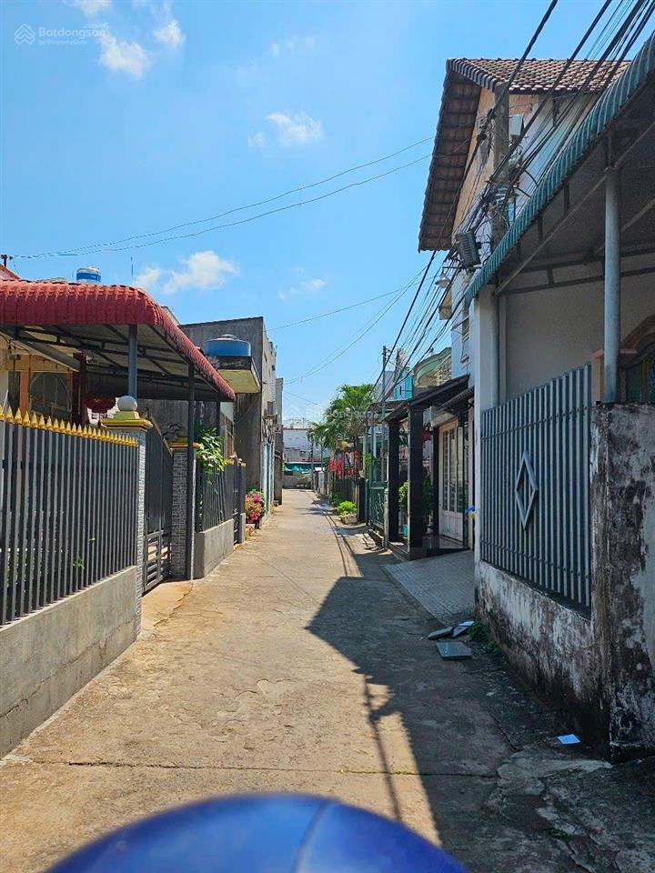 Chỉ 800tr còn tl có ngay lô đất thổ cư 86m2 sổ riêng gần ql20. xã, nhà thờ, trường hoc.v.v...