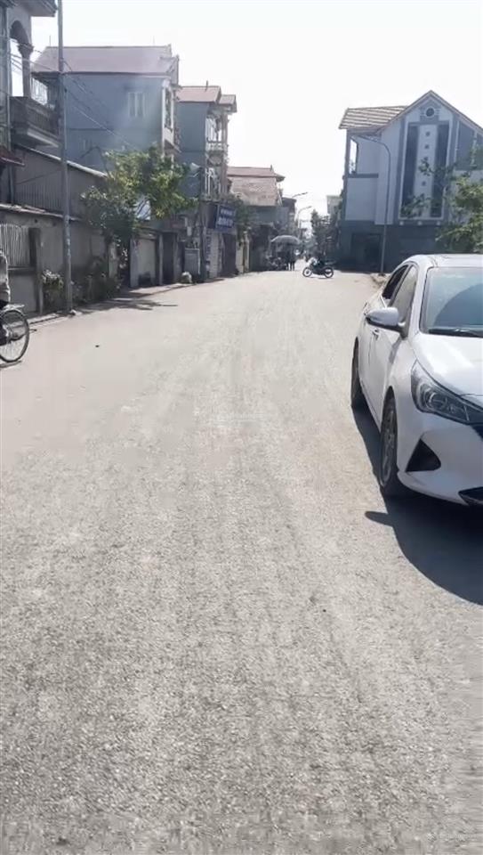 Bán gấp 40m2 đường 4m, ô tô vào nhà tại phường trí quả