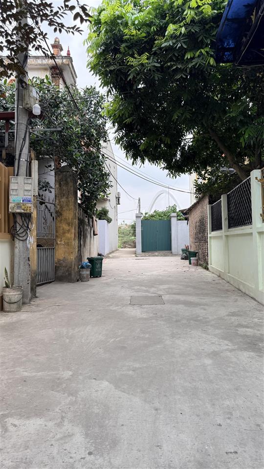 Bán 65m2 đất phường trí quả, ngay chân cầu kinh dương vương, giá cho nhà đầu tư 0911 936 ***