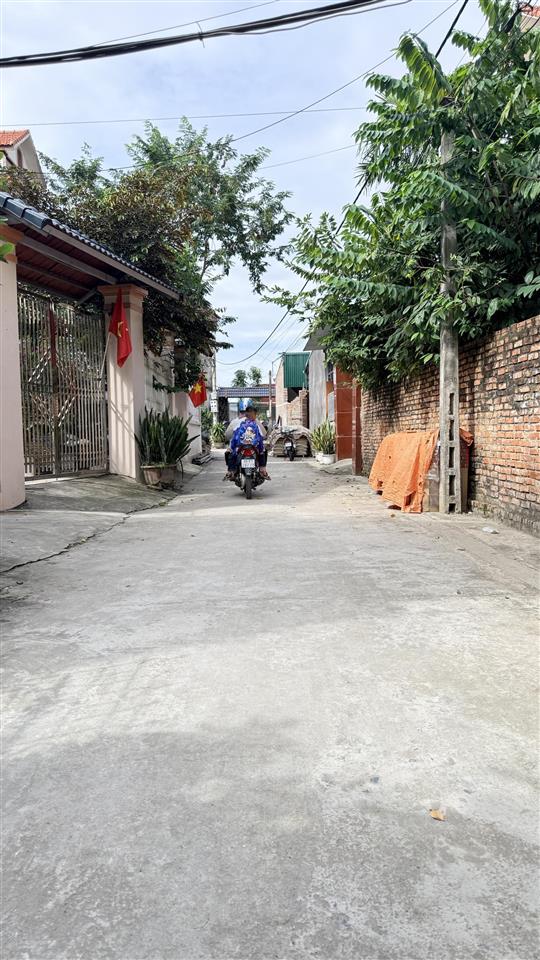 85m2 nguyệt đức  thuận thành đường thông, ô tô tránh, tiện ích bán kính 50m