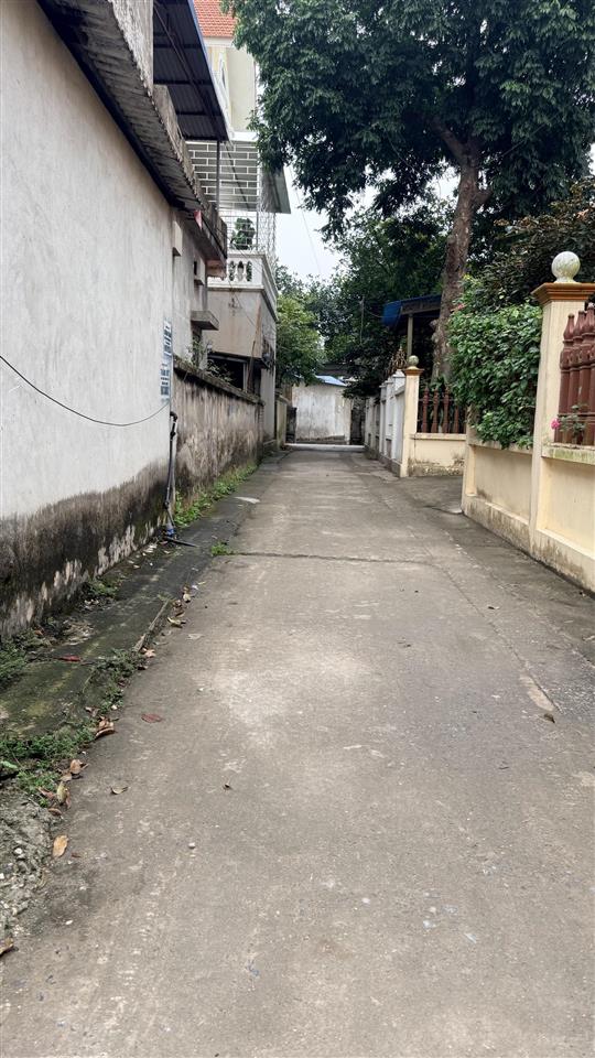 Cần tìm nhà đầu tư, bán mảnh đất 220m2 chia 4 mảnh cực đẹp, ô tô vào nhà 0911 936 ***