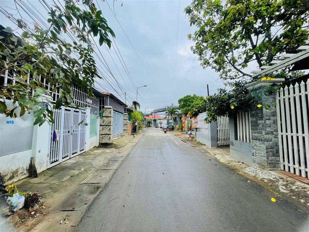 Bán đất mặt tiền đường nhựa tư văn  giáp diên lạc, diên khánh chỉ 8tr6/m2