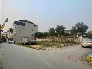 Bán đất tại thị trấn gia bình, lô góc 84,5m2, giá 2,9 tỷ, pháp lý đầy đủ, giá tốt, uy tín