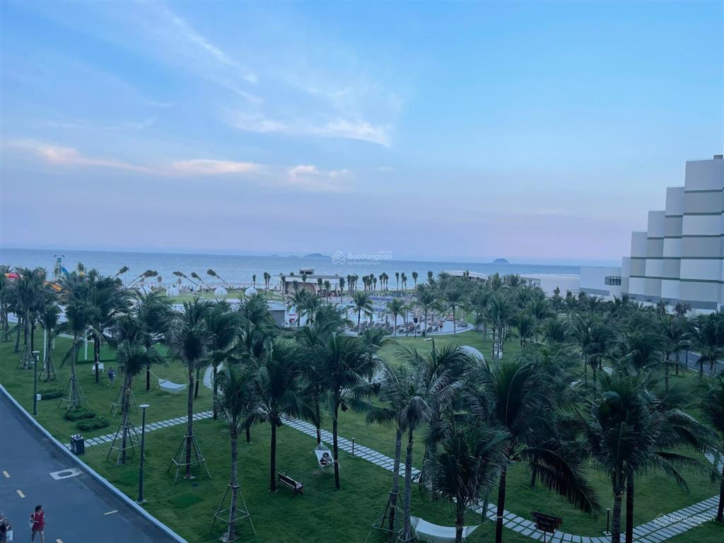 Bán cắt lỗ đậm nhất căn hộ sea view biển tại the arena giá chỉ còn 1.1 tỷ  ngay 0936 130 ***