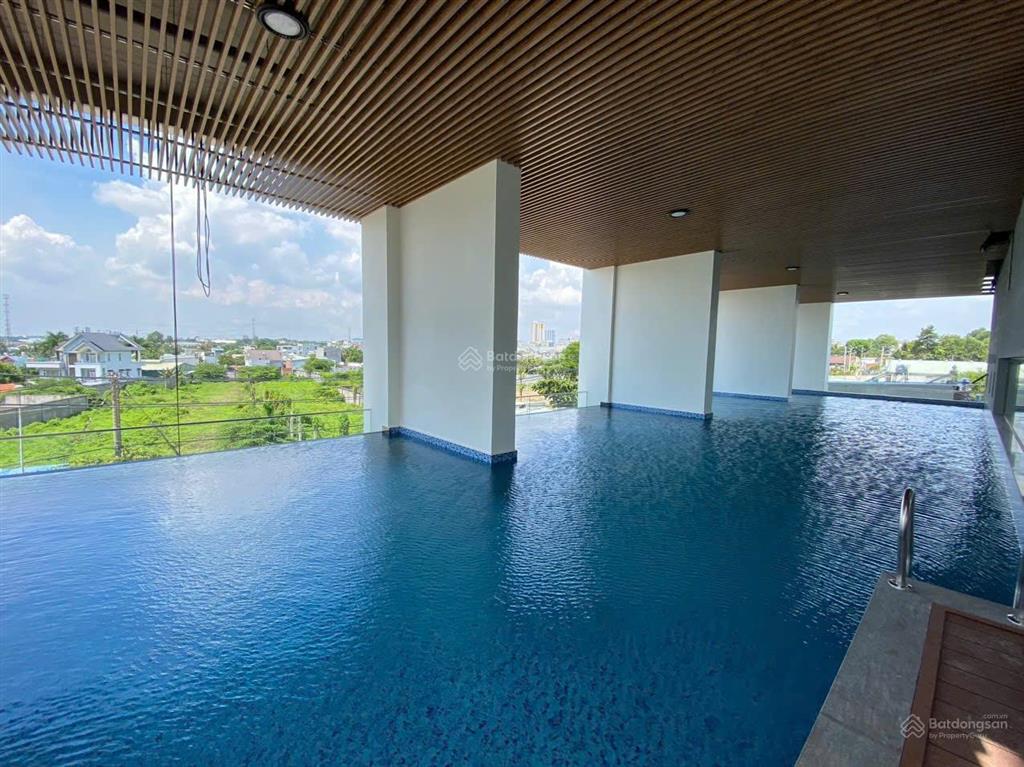 Chính chủ cho thuê căn 2pn 2wc tầng thấp, view đẹp, căn góc nên cực kỳ thoáng mát, đã có 2 máy lạnh