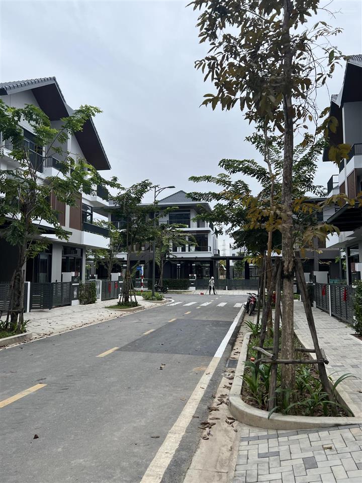 Chủ nhà cần bán biệt thự compound id junction khu sân bay long thành