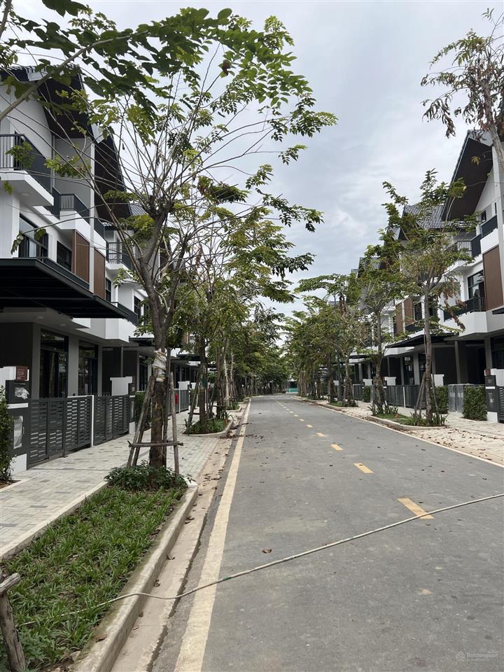 Chủ nhà cần bán biệt thự compound id junction khu sân bay long thành