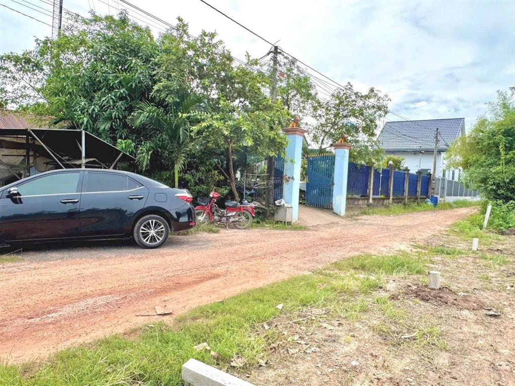 Bán 194,8m2 (9,5x20,9m) full thổ cư đất vuông vức giá 680 triệu, hưng thuận trảng bàng tây ninh