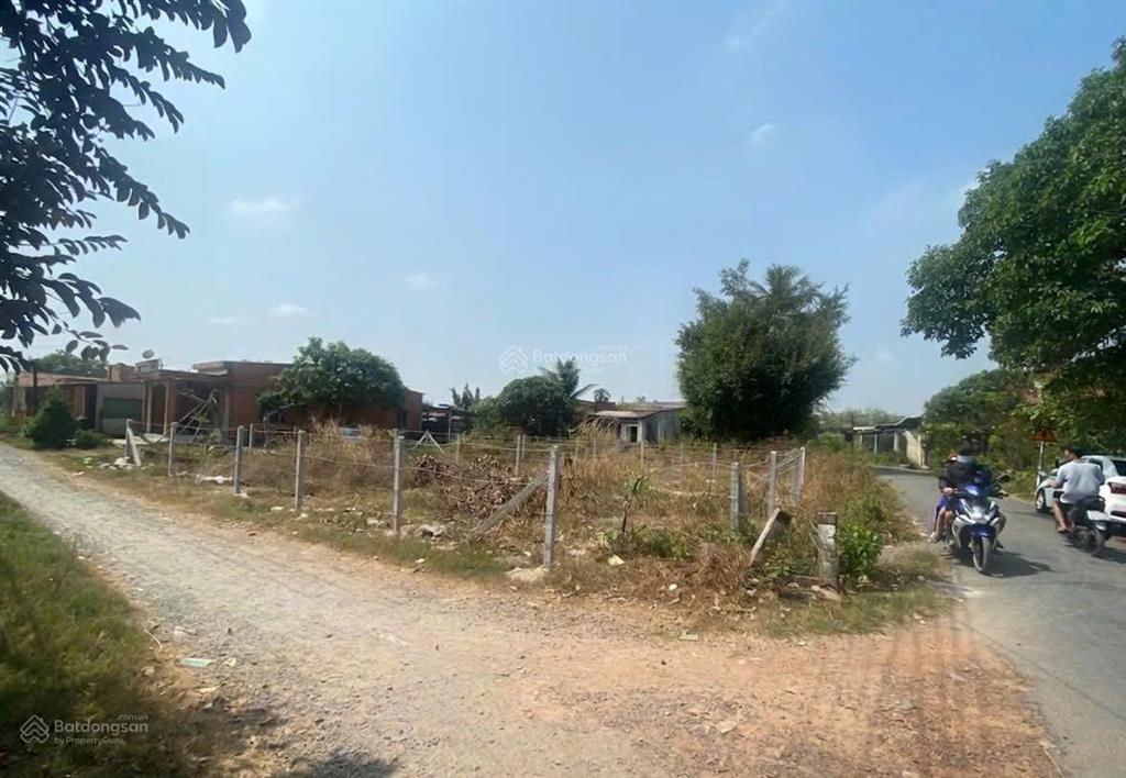 Cần bán lô đất 2mt cách kcn thành thành công 1km 11x23 có 200m thổ cư giá 980triệu