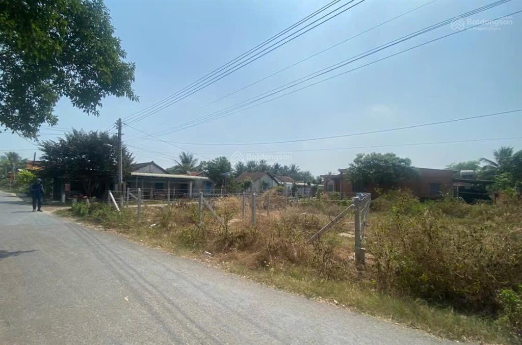 Cần bán lô đất 2mt cách kcn thành thành công 1km 11x23 có 200m thổ cư giá 980triệu