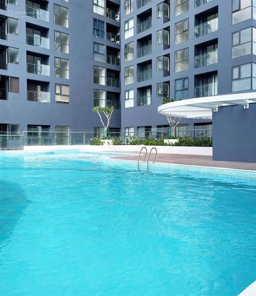 Cần thanh lý căn hộ 56m2 2pn 2 wc view hồ bơi nhận nhà có sẵn nội thất gần chợ bình chánh