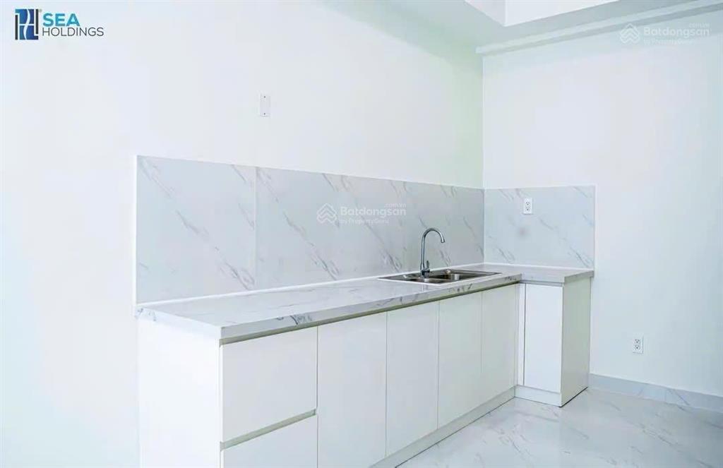 Cần thanh lý căn hộ 56m2 2pn 2 wc view hồ bơi nhận nhà có sẵn nội thất gần chợ bình chánh