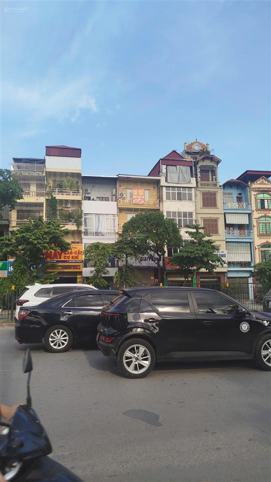 Bán nhà giải phóng số 93x 205m² mặt tiền 6,4m tòa nhà 5 tầng. giá 200 triệu/m²