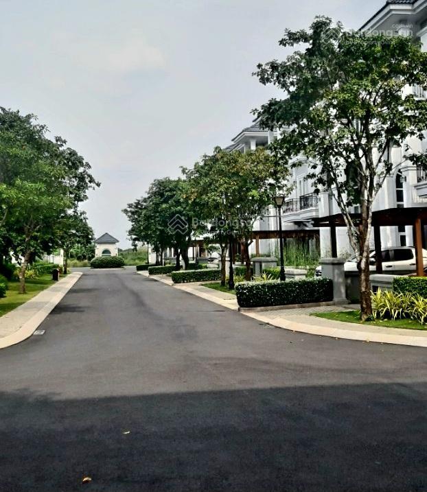 Chủ gửi bán shophouse khu phố đông đối diện dự án căn hộ giá siêu rẻ 10.5tỷ có tl. alo e hải