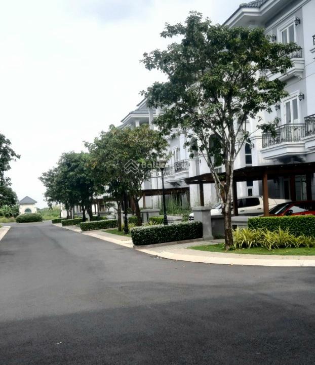 Chủ gửi bán shophouse khu phố đông đối diện dự án căn hộ giá siêu rẻ 10.5tỷ có tl. alo e hải