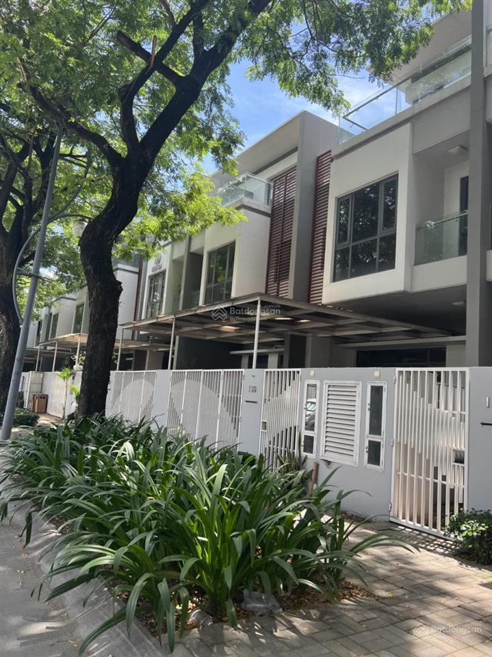 Chủ gửi bán shophouse khu phố đông đối diện dự án căn hộ giá siêu rẻ 10.5tỷ có tl. alo e hải