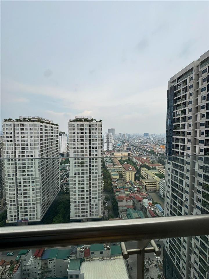 Chính chủ gửi bán căn hộ 2n1vs 58m2 thông thủy tầng trung bc đông bắc goldseason nguyễn tuân hà nội