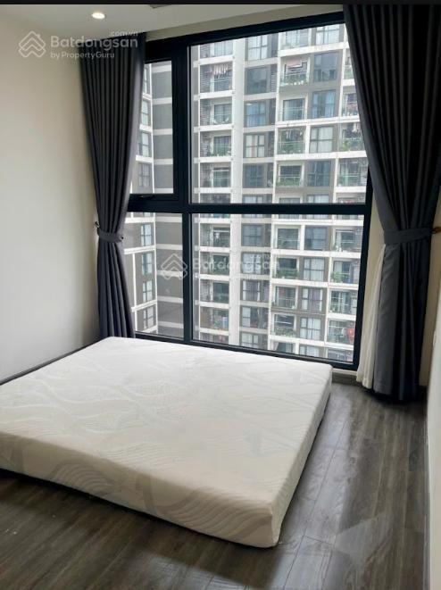 Chính chủ gửi bán chung cư the tonkin vinhomes smart city 2pn 60m2 tầng cao ban công đb sẵn sổ