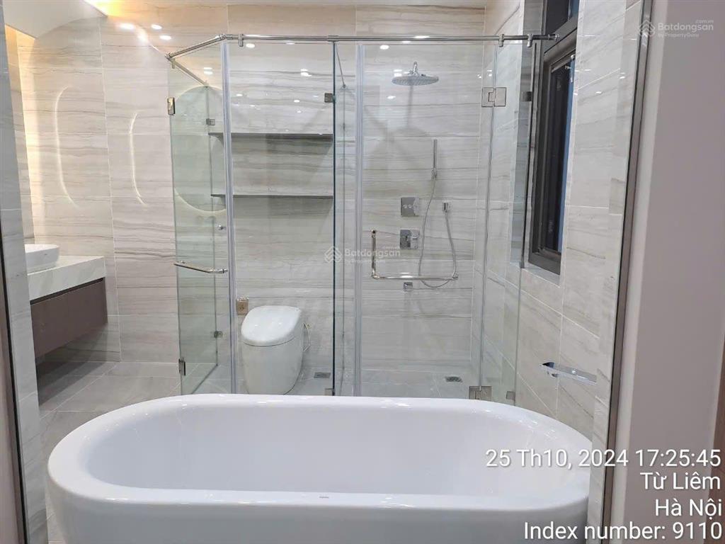 Chính chủ gửi thuê biệt thự h7 kđt starlake tây hồ tây 220m2 3 tầng có thang máy full nội thất