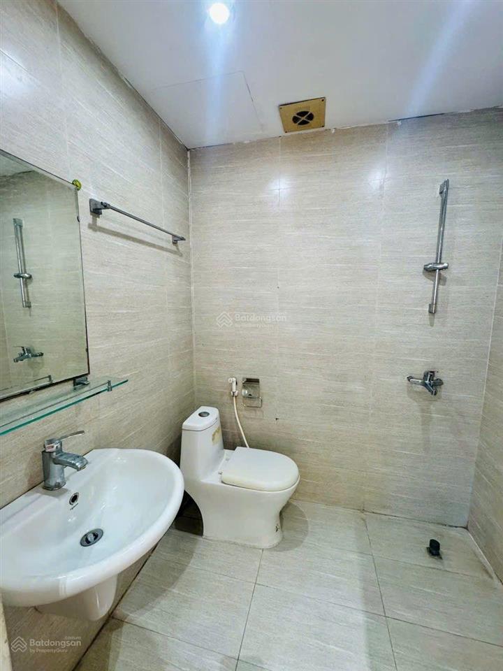 Chính chủ gửi bán cc kđt nam thăng long ct14a2 tầng dưới 10 3pn 93m2 sẵn sổ 8.5 tỷ bp 0966 849 ***