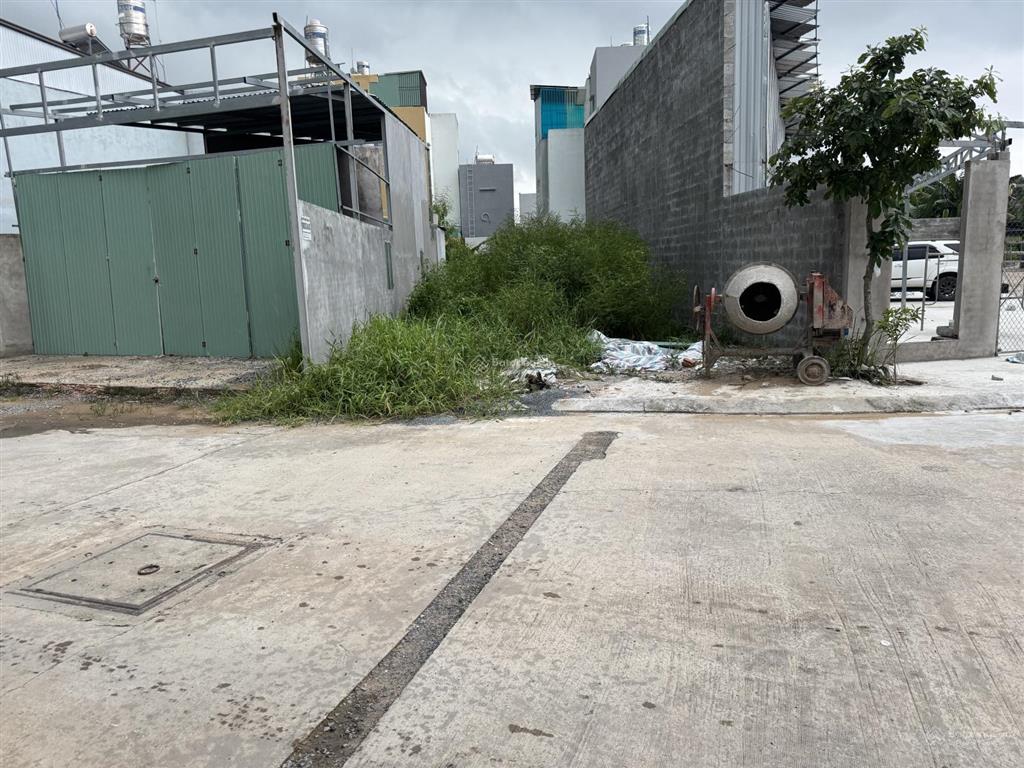 Cần bán gấp đất giá tốt khu vực q9 gần khu công nghệ cao