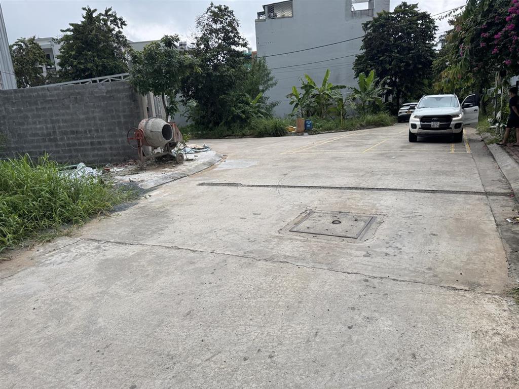 Cần bán gấp đất giá tốt khu vực q9 gần khu công nghệ cao