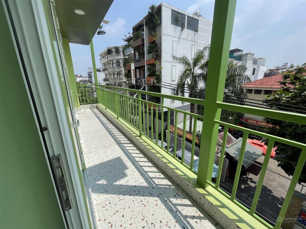 Cho thuê văn phòng 13x23 (300m2) mới xây, thang máy. hẻm 10m 1/ quang trung ngay ubnd phường gò vấp