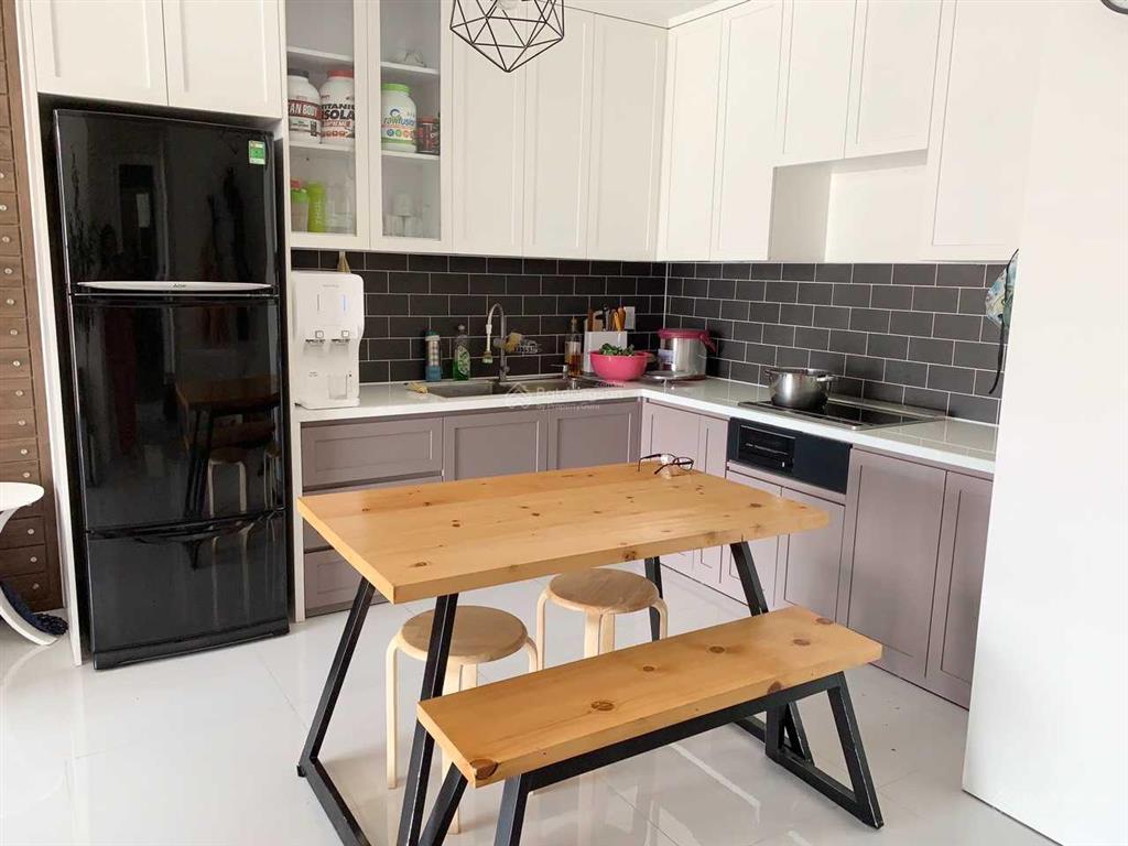 Cập nhật giá bán căn hộ 3pn 5.7 tỷ jamona heights  0989 866 ***