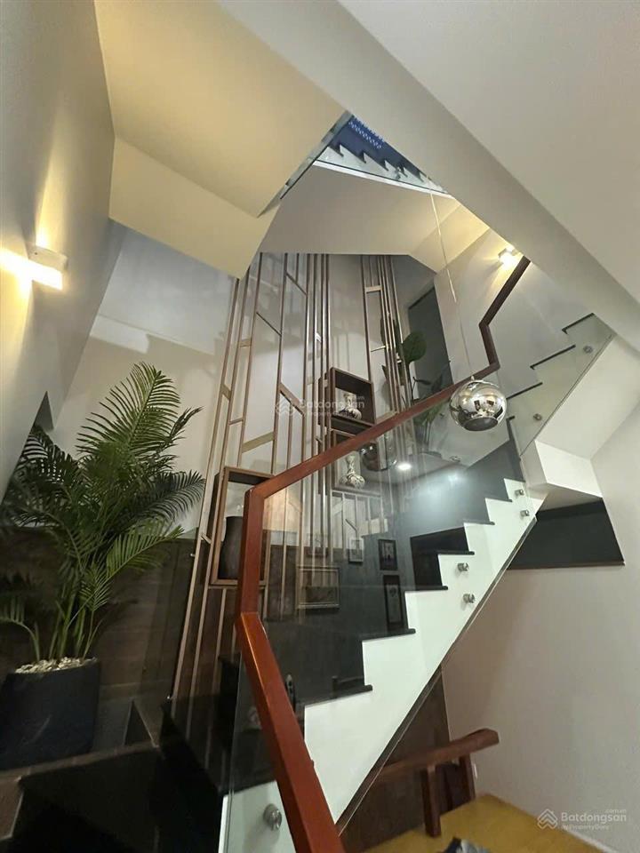 Nhà phố đẹp chỉ 13 tỷ kdc công ích q4  đối diện chung cư  đường số 3