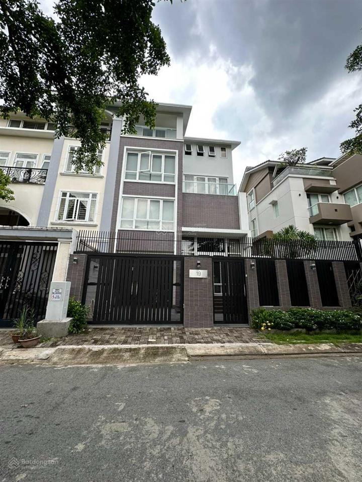 Cho thuê biệt thự phú mỹ vạn phát hưng 10,5x21 220,5m2 giá 40 tr/tháng cạnh khu đô thị phú mỹ hưng