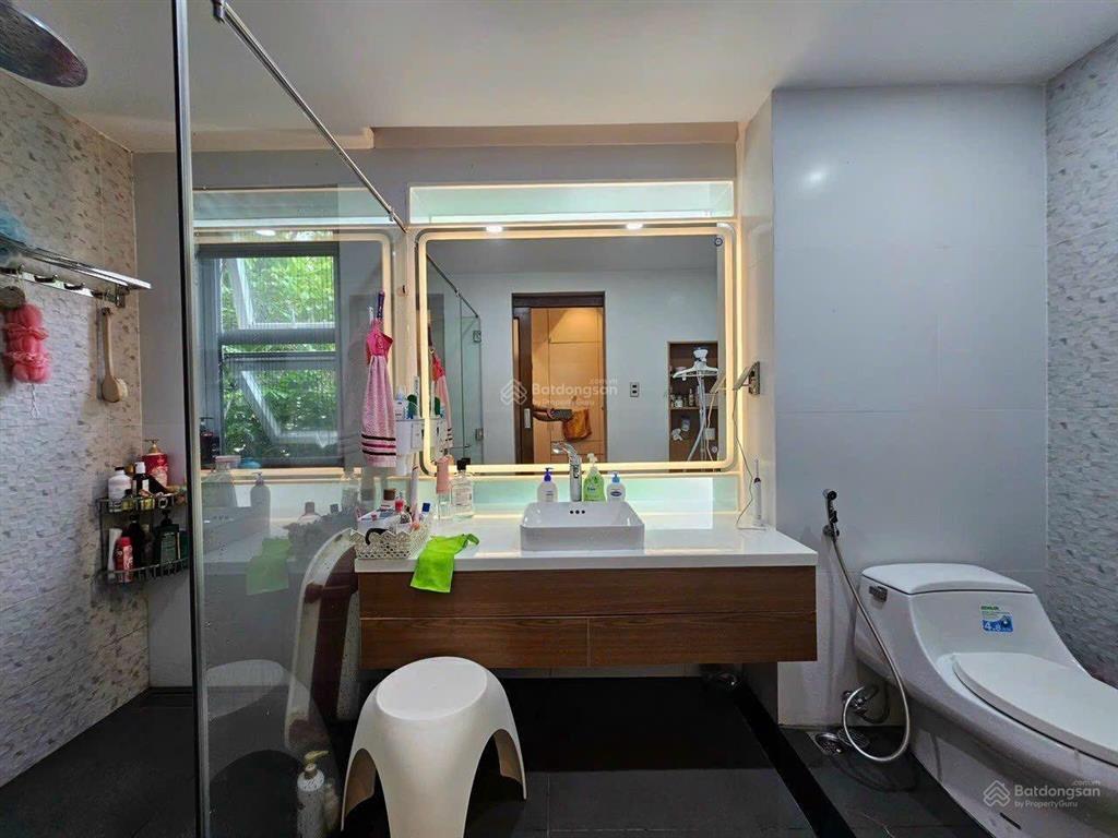Cho thuê biệt thự phú mỹ vạn phát hưng 10,5x21 220,5m2 giá 40 tr/tháng cạnh khu đô thị phú mỹ hưng