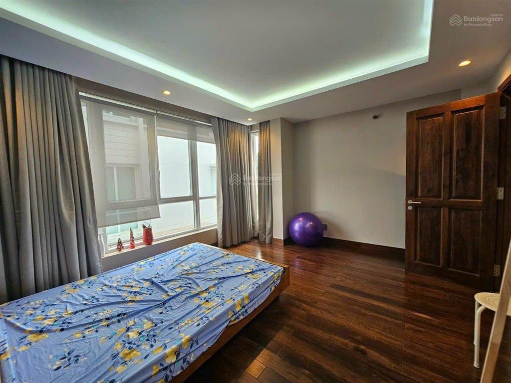 Cho thuê biệt thự phú mỹ vạn phát hưng 10,5x21 220,5m2 giá 40 tr/tháng cạnh khu đô thị phú mỹ hưng