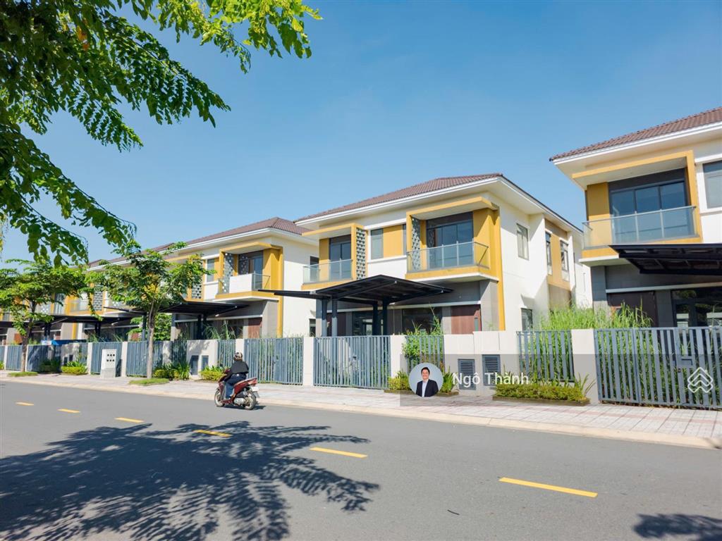 Căn biệt thự song lập sun casa central cần bán nhanh