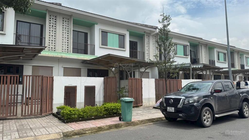 Căn liên kế 1 trệt 1 lầu sun casa central cần bán