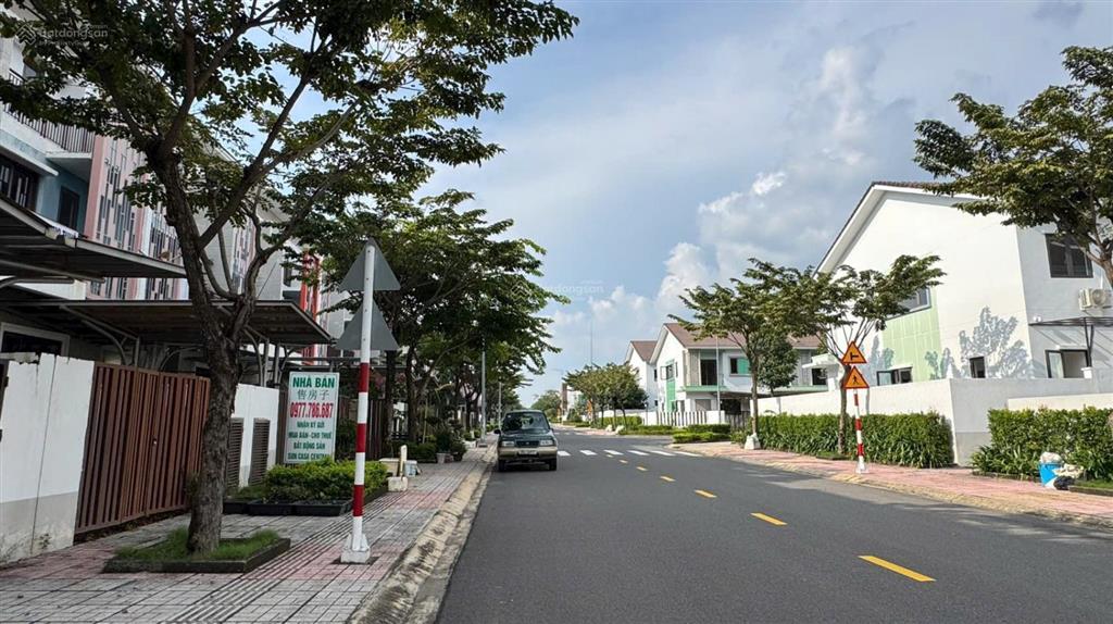 Căn liên kế 1 trệt 1 lầu sun casa central cần bán