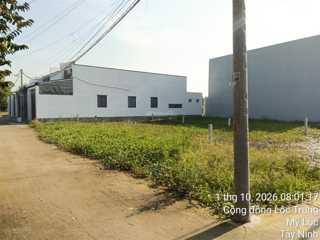 Bán đất 136,5m2 tại lô nhì cộng đồng lộc trung. giá 1,1 tỷ(bớt lộc lá cho bác nhanh gọn lẹ)