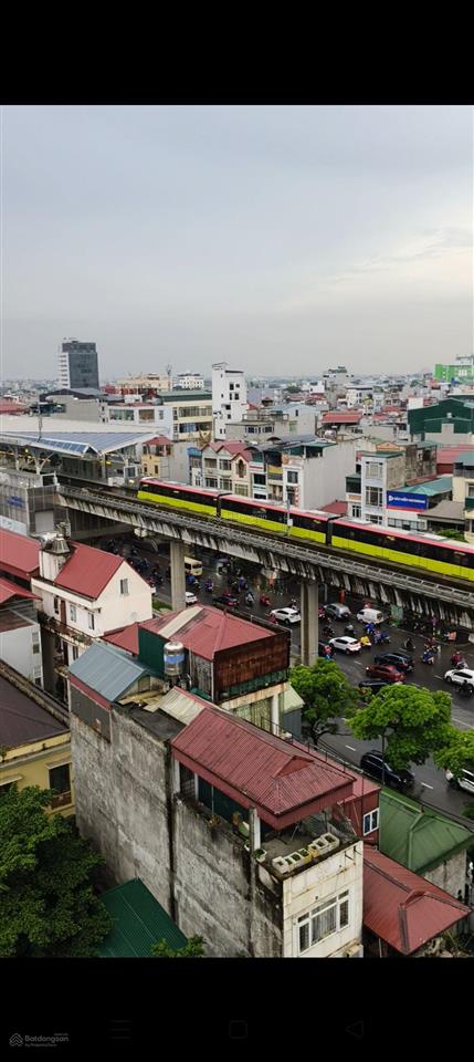 Bán nhà riêng ngay gần mặt phố, ga metro giao thông thuận tiện 40m x 5 tầng thang máy chỉ hơn 9 tỷ