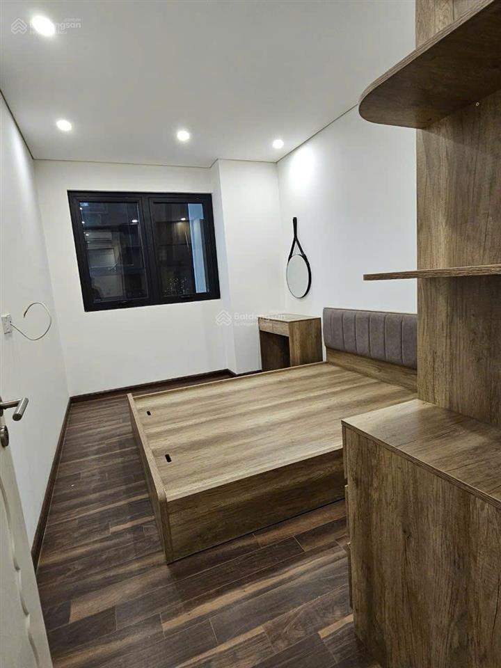 Cho thuê căn hộ ecocity việt hưng diện tích 78m2 . 2 ngủ 2 vệ sinh . tầng trung view thoáng