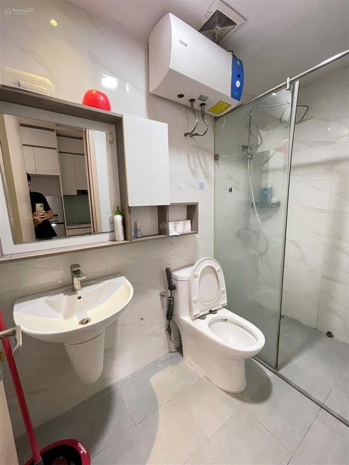 Bán căn hộ 72m2 chung cư no08 giang biên , 2 ngủ 2 wc , nội thất đầy đủ , sẵn sổ giao dịch ngay