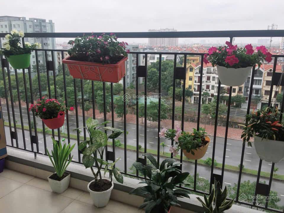 Bán căn 73m2, 2 ngủ 2wc, view khu biệt thự và đường mai chí thọ, tầng trung đẹp, full nội thất
