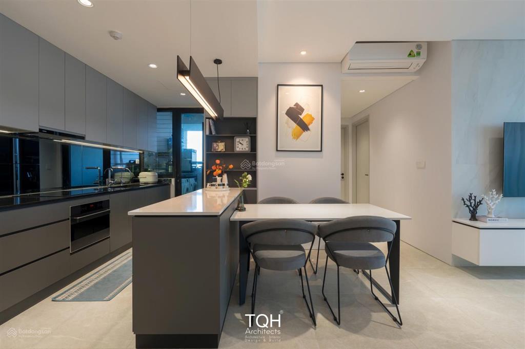 Chính chủ bán căn góc 2pn feliz en vista  sổ hồng  nội thất đẹp  10,5 tỷ bao hết