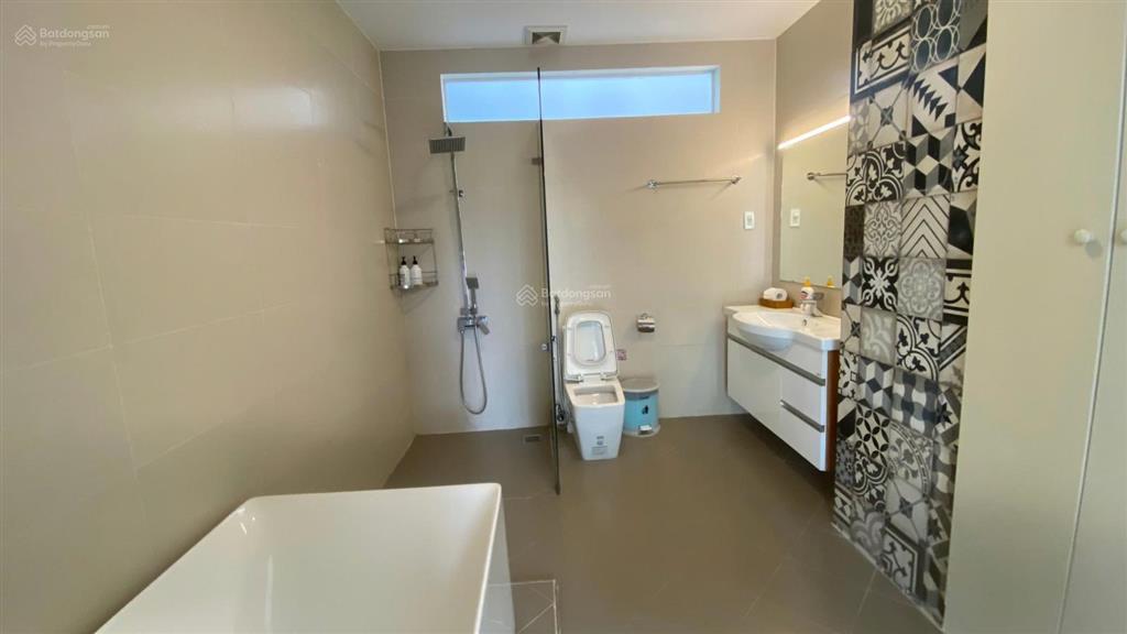 Bán biệt thự mặt tiền đường số thảo điền giá 40 tỷ