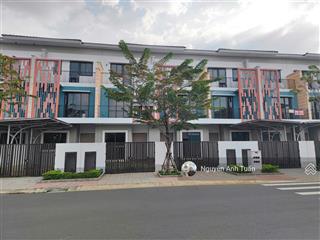 Cần bán gấp 2 căn nhà phố sun casa (đã hoàn thiện) tại thành phố mới bình dương