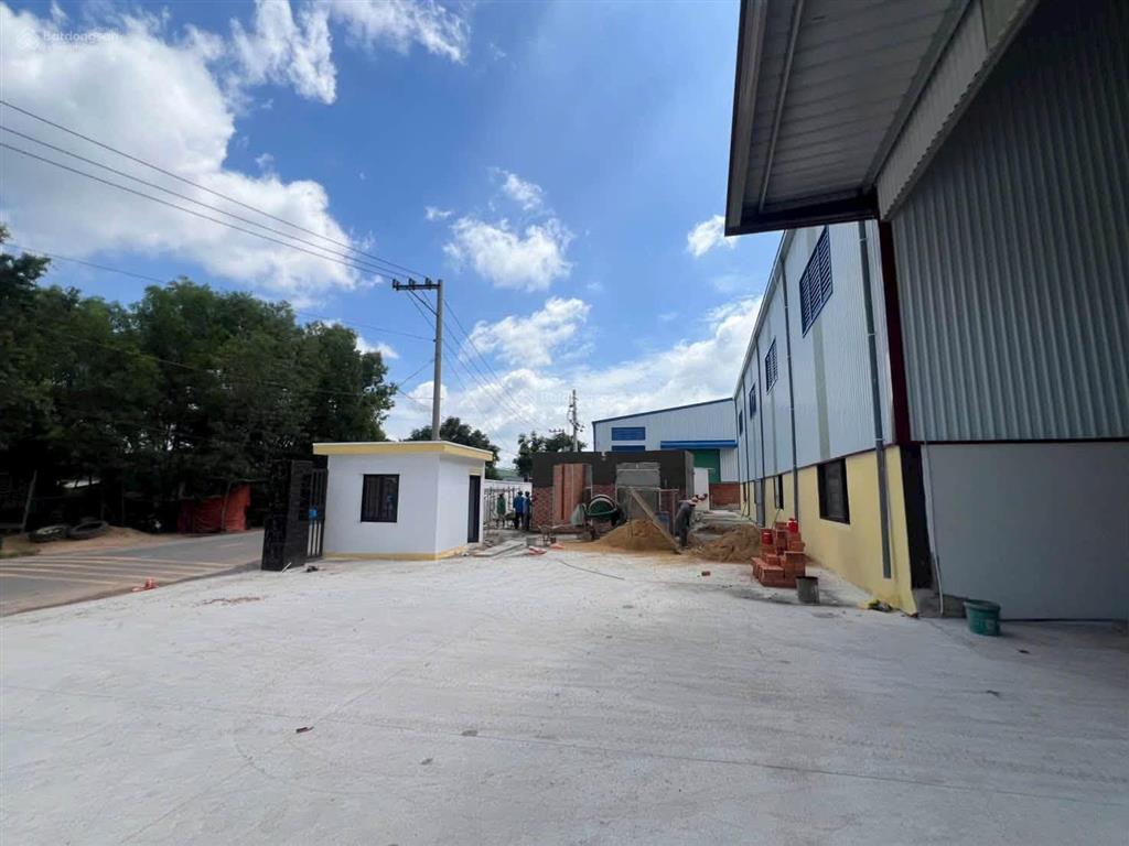 Cho thuê nhà xưởng 2040m2 tại vĩnh tân, tân uyên, bình dương