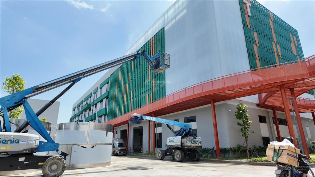 Cho thuê nhà xưởng 4 tầng trong khu công nghiệp phú an thạnh, long an