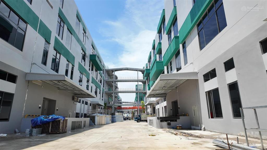 Cho thuê nhà xưởng 4 tầng trong khu công nghiệp phú an thạnh, long an