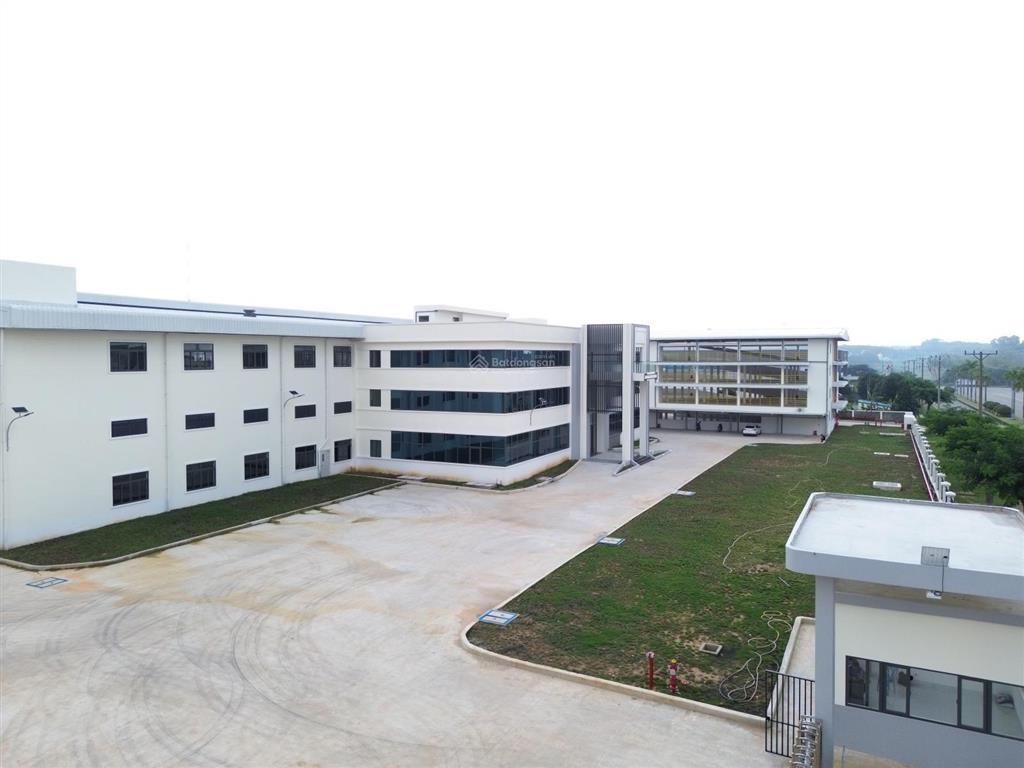 Bán nhà xưởng 2 tầng trong kcn vsip 2, bình dương
