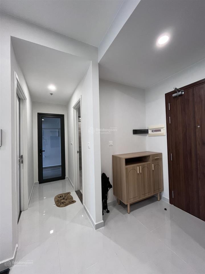 Cho thuê căn hộ tầng 31 hướng đông nam full nội thất cao cấp (nhà mới, chưa ai từng ở) 8tr/tháng.