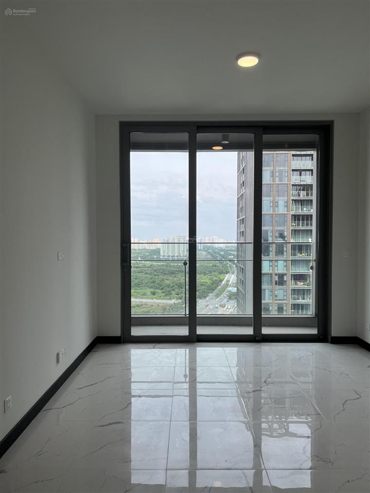 Cho thuê căn hộ 2pn tháp tilia nội thất cơ bản giá 29 triệu/tháng gồm thuế